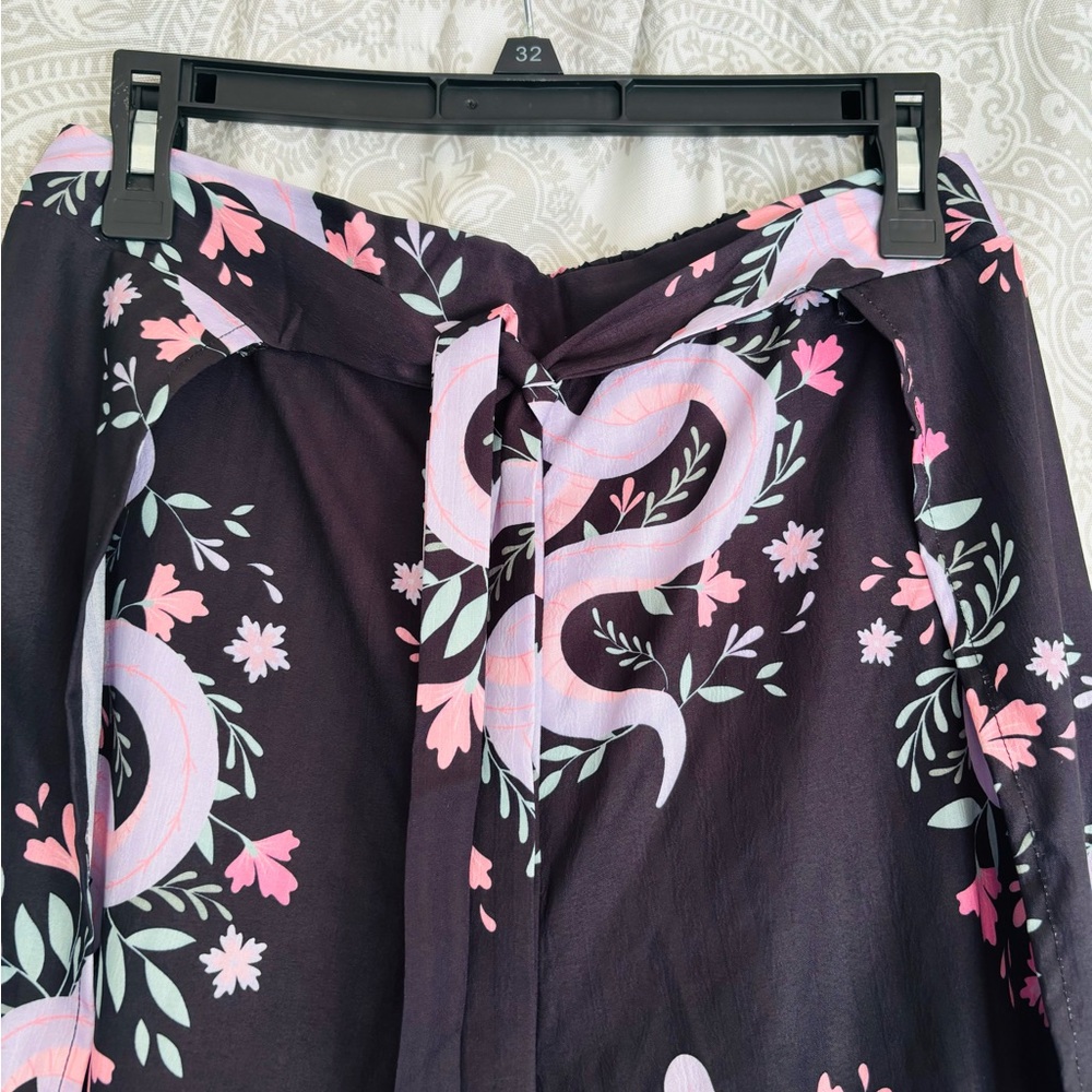 Witchy boho serpent palazzo pants - Picture 11 of 11